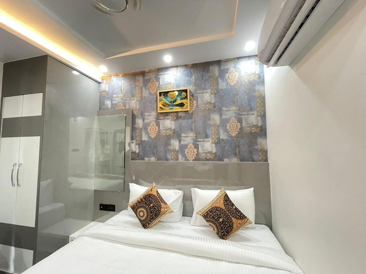 Hotel Banaras Palace Varanasi Exterior photo